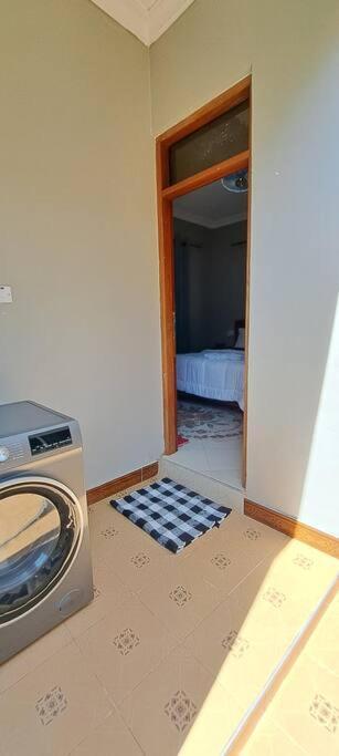 Ellyz Home Stay Moshi Exteriér fotografie