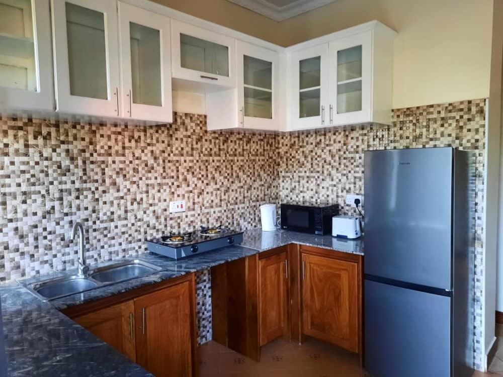 Ellyz Home Stay Moshi Exteriér fotografie